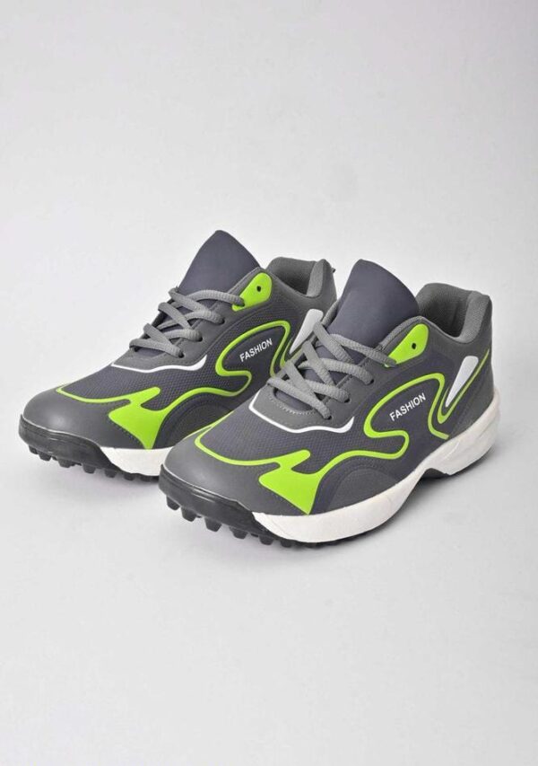 Fashion Sports Cricket Gripper Shoes